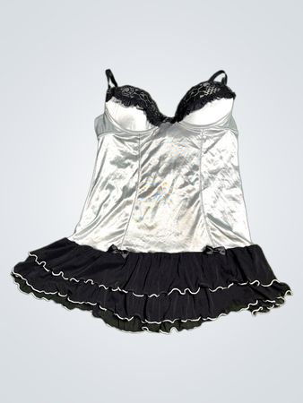 Women's Black and White Chemise