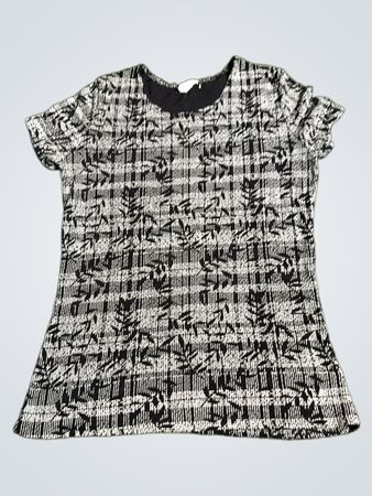 Black and White Floral Short Sleeve Top