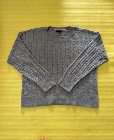 Tommy Hilfiger Cable Knit Sweater