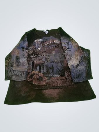 T-Shirt with Floral and Architectural Print