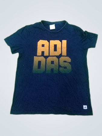Adidas T-Shirt