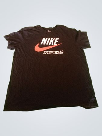 Nike Sportswear Graphic T-Shirt