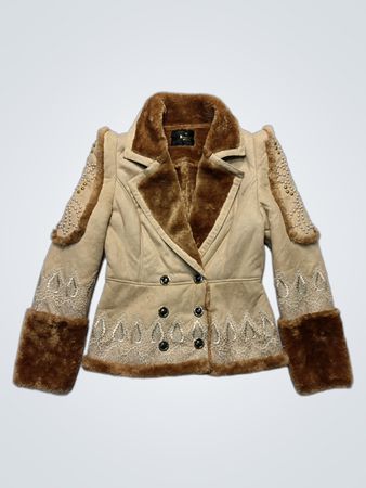 BORROSS NEW STYLE Damen Beige Kunstwildlederjacke mit Fellbesatz und Nieten