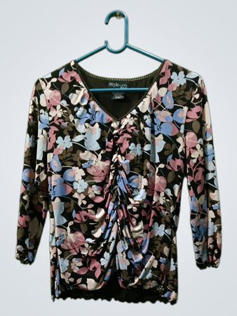 Style & Co. Petite Damen Bluse mit Blumenmuster und gerafftem Einsatz