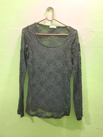 Promod Schwarzes Spitzen-Oberteil mit langen Ärmeln