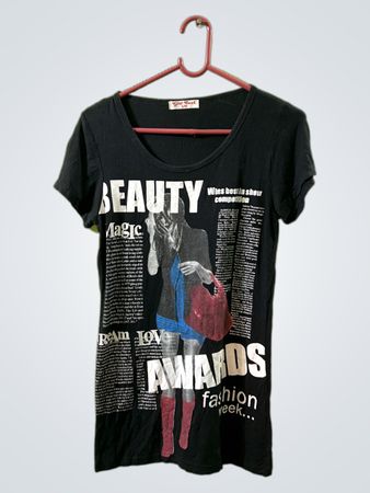 Girl Text Beauty Magic Awards Fashion Week T-Shirt