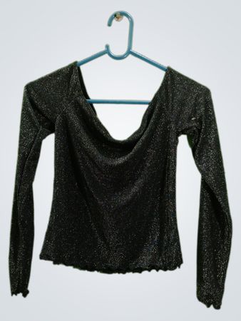 Schwarzes glitzerndes Langarmoberteil