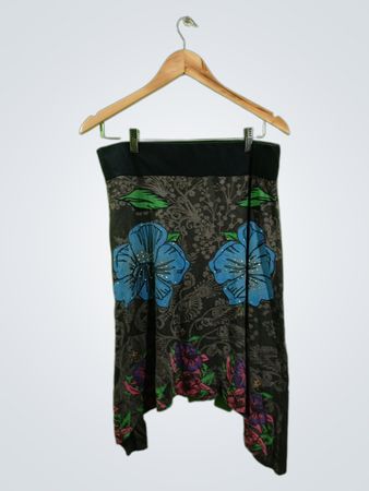 Maxirock mit ungebundenem Blumenmuster