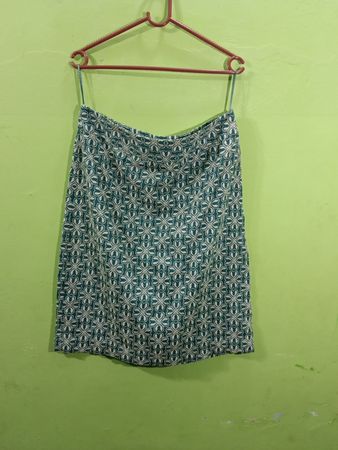 White Stuff teal bestickter A-Linien-Rock mit Blumenmuster