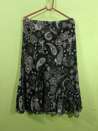 CANDA COLLECTION AT C&A schwarzer Rock mit Paisley-Muster