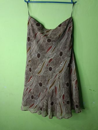 Brauner Midirock mit Blumenmuster