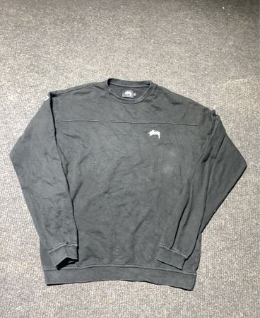 Stussy Sweat-shirt noir à col ras-du-cou