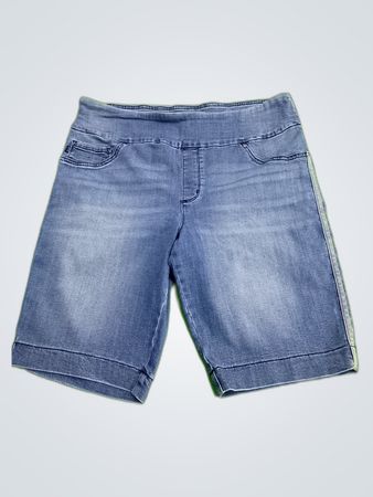 Lee Slim Fit Sculpting Mid Rise Denim Shorts