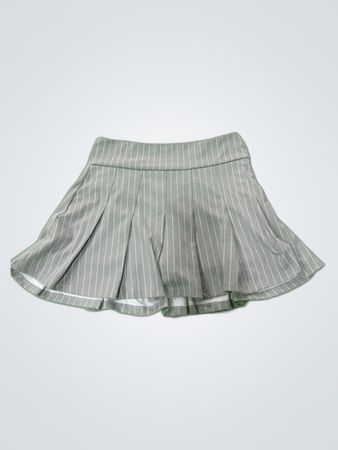 Forever 21 Gray Pinstripe Pleated Mini Skirt