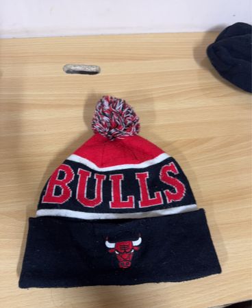 Chicago Bulls Beanie mit Bommel