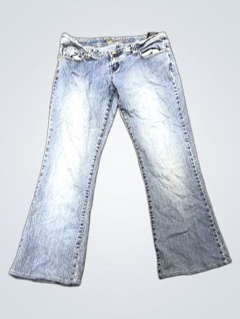 Damen-Jeans im Schlag