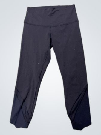 Lululemon Schwarze Kürzere Leggings