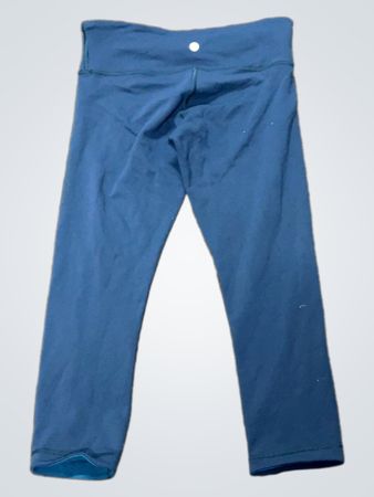 Lululemon Blue Capri Leggings