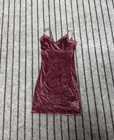 Samtschlupfkleid