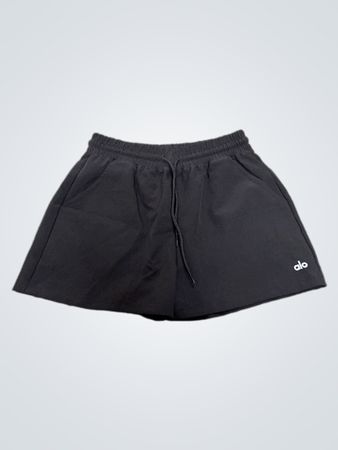 ALO Schwarze Sportshorts