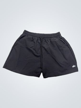 Shorts de sport noirs Alo Yoga
