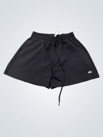 alo schwarze Shorts