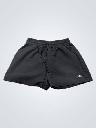 alo M/M/M Shorts