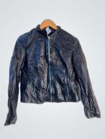 Schwarze Lederjacke