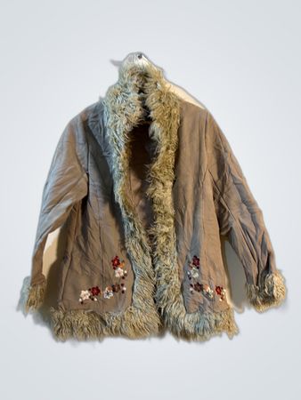 Braune Jacke mit Fellbesatz