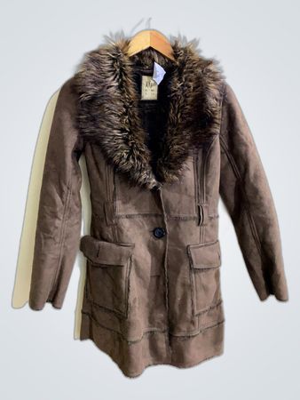 Casaco Marrom Forrado de Pele