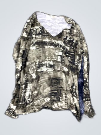 Guess Long Sleeve Printed V-Neck Top