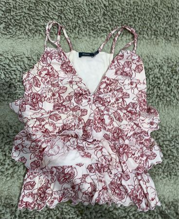 Miss Floral Ruffled Top