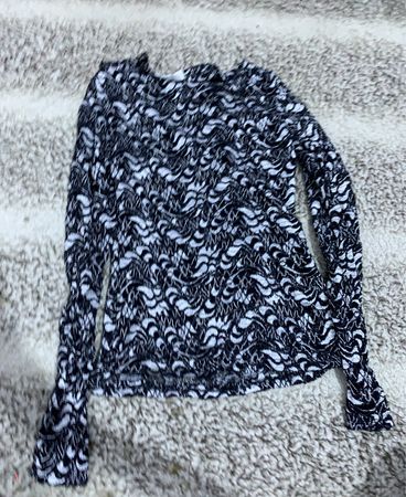 Unbranded Black and White Wavy Print Long Sleeve Blouse