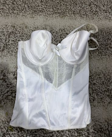 White Lace Bustier Corset