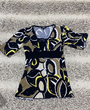 Blouse with Yellow, Black, and White Pattern
