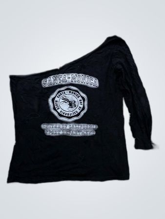 Unbranded Black Long Sleeve Graphic T-Shirt