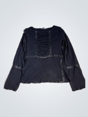 Black Long-Sleeve Top