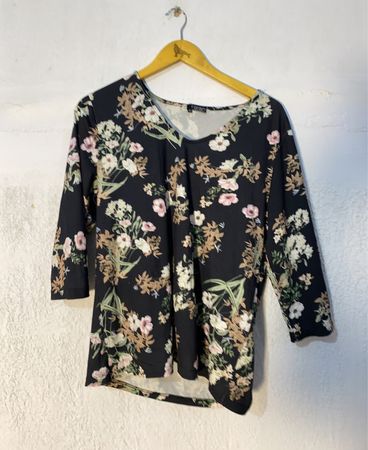 Rora Floral Printed Blouse