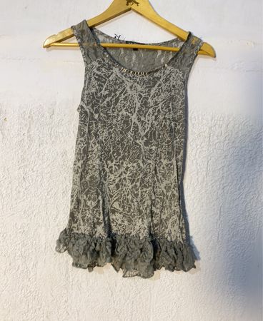 VO Featu Lace Trim Camisole
