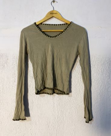 Beige Long Sleeve V-Neck Knit Top