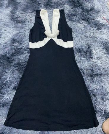 Unbranded Black and White Sleeveless V-Neck Mini Dress