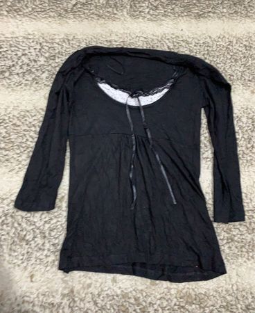 Black Long-Sleeve Top
