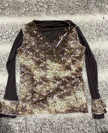 Brown Long-Sleeve Top with Floral Pattern