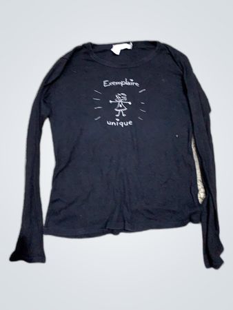 Black Long Sleeve Shirt with Exemplaire Unique Graphic