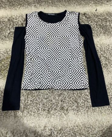 Long Sleeve Top with Black and White Pattern