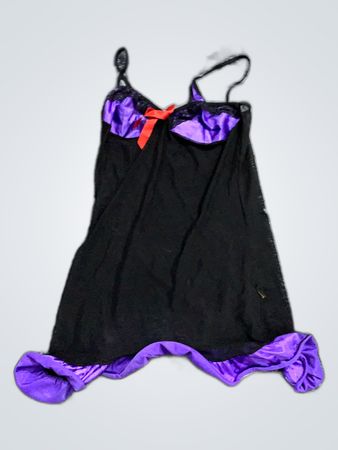 Black and Purple Nightgown