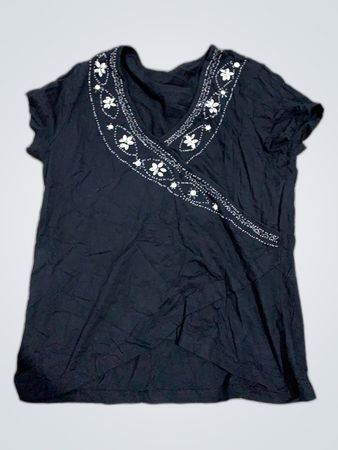 Unbranded Black Embroidered V-Neck Short Sleeve Top