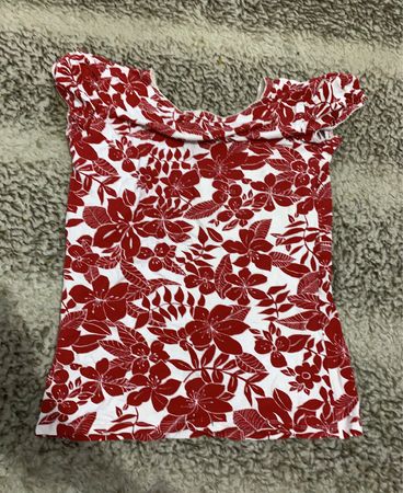 Floral Print V-Neck Sleeveless Blouse
