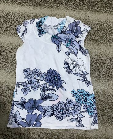 More & More Floral Print Sleeveless Top