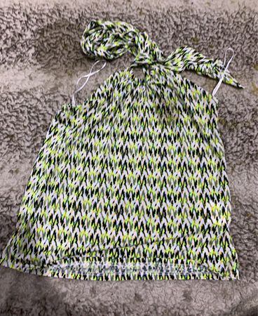 Zigzag Pattern Halter Top